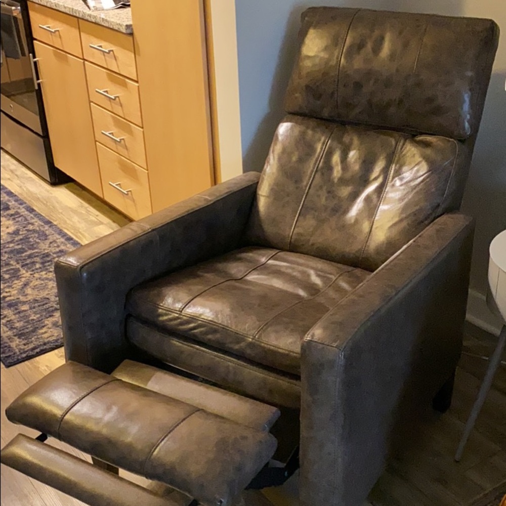 Genuine leather recliner